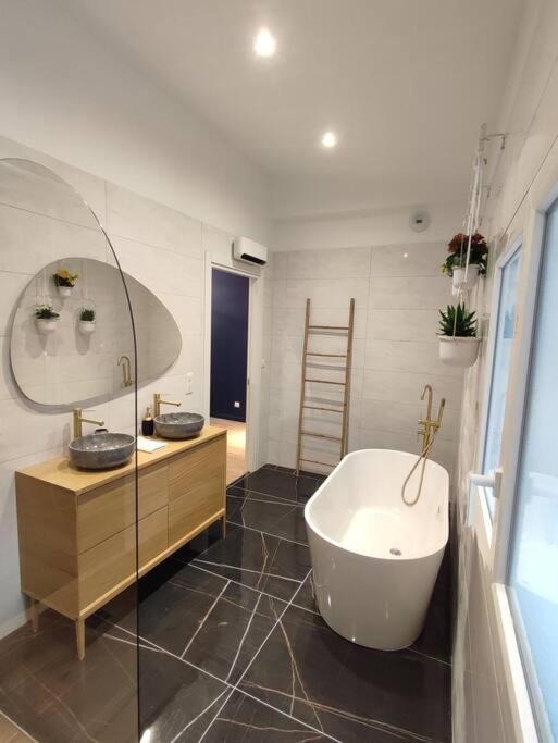 Apartamento Le Secret 140m2, Proche Sanctuaires, Climatise *